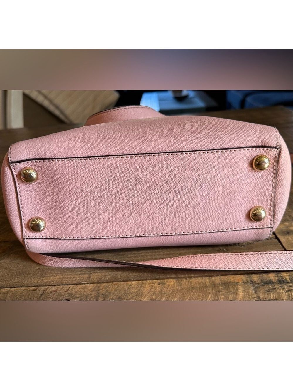 Michael Kors Cynthia Ballet Pink Leather Crossbody Bag - Picture 4 of 8